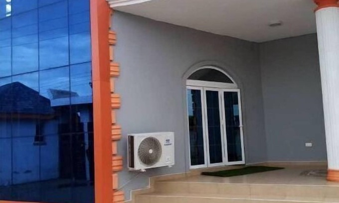 Ogbodjo Apartment | Discover Little Dubai Adjiringano with Full Kitchen Access