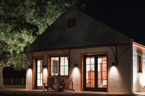 Waco House | Cozy Little Dutch Cabin #3 - Close to Magnolia-Baylor