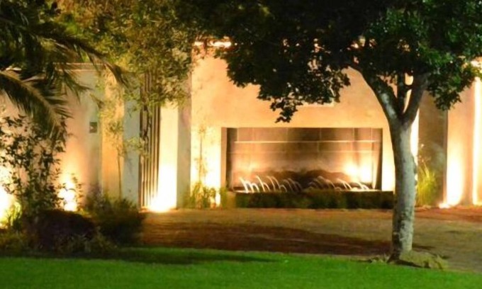 Vanderbijlpark House | Comfortable Little Eden Guest Lodge with Kitchen & Dining