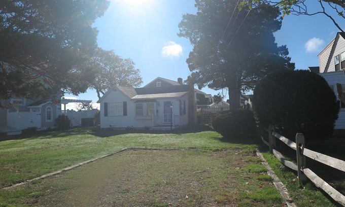 Mara Vista House | Idyllic Retreat with Water View Near Bristol Beach - Guest Rated 9.8