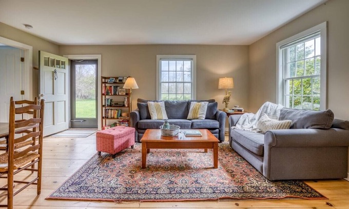 Sheffield House | Idyllic Retreat: Little House in the Woods Awaits You
