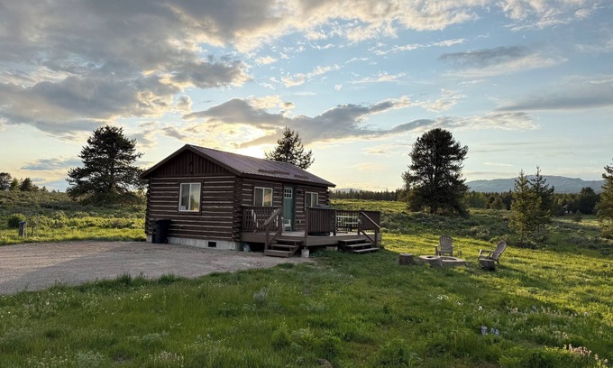 Island Park Cabin | Cozy Little House on the Prairie: Pet-Friendly & Wifi Access