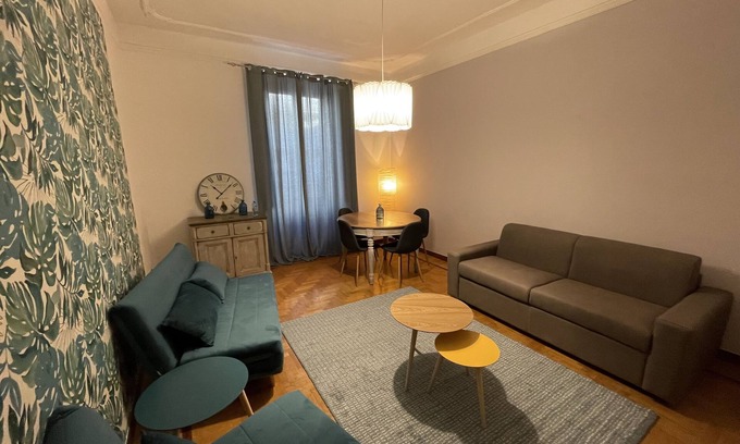 Flaminio Apartment | Cozy Little London Apartment in Rome's Flaminio Area