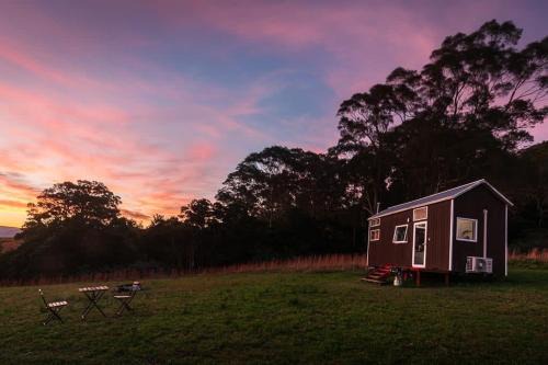 Coolangatta House | Enchanting Getaway at Little Magic on Magic Mountain