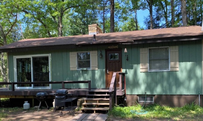 Irons House | Discover Little Manistee River Cabin: Family-Friendly Retreat