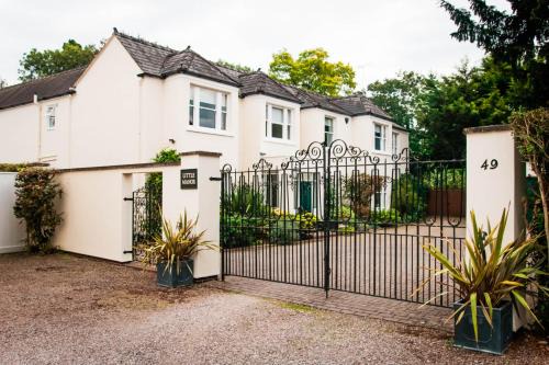 Cheltenham Bed & Breakfast | Eco-Friendly Little Manor: Guest Rated 10/10 with Hot Tub