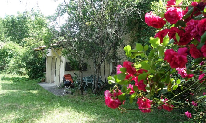 Simiane-la-Rotonde Other | Nature Retreat: Little Mas with Pool and Family Amenities