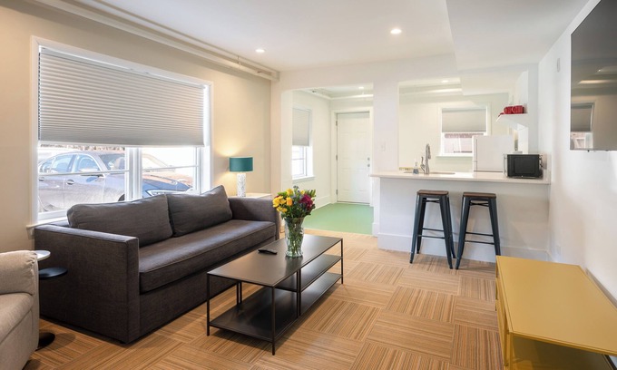 Venable Hotel | Modern Little Mod Hotel: Family-Friendly with Breakfast