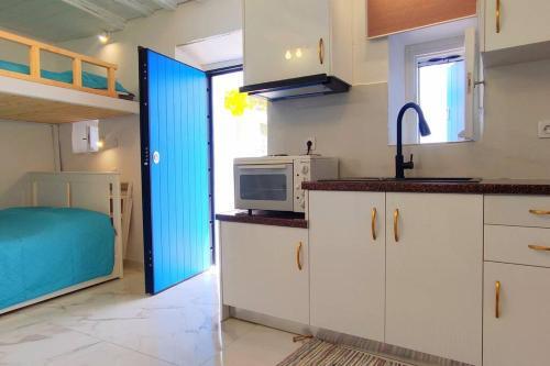 Serifos House | Discover Little Prince Serifos House: Rated 9.8, Pet Friendly