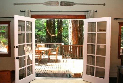 Northwood House | Discover Little Red House Plus: Hot Tub & Dog Friendly!