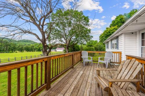 Penrose House | Explore Little River Adventure: Family-Friendly Escapes