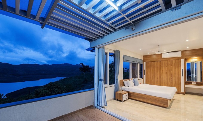 Paud Villa | Cozy Little Sunrise by Cosmicstays: Pet-Friendly Retreat