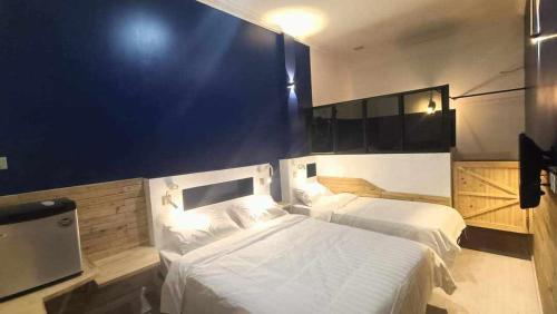 Daun Penh House | Little Susie Double or Twin
