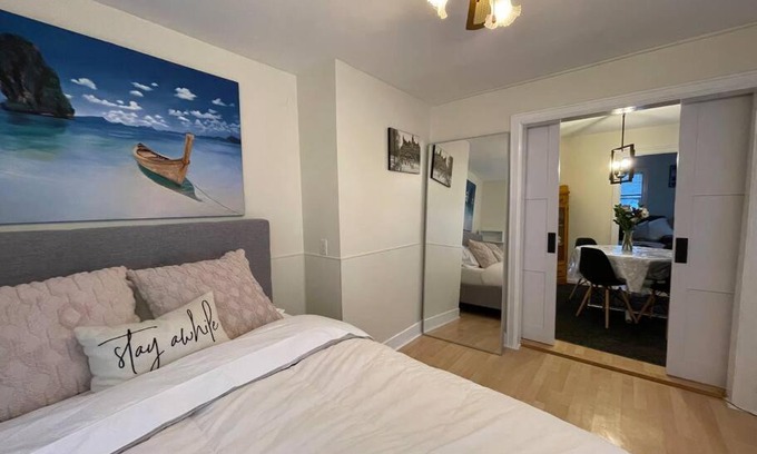 Port Williams House | Cozy Little Yellow House: Family & Pet Friendly Retreat