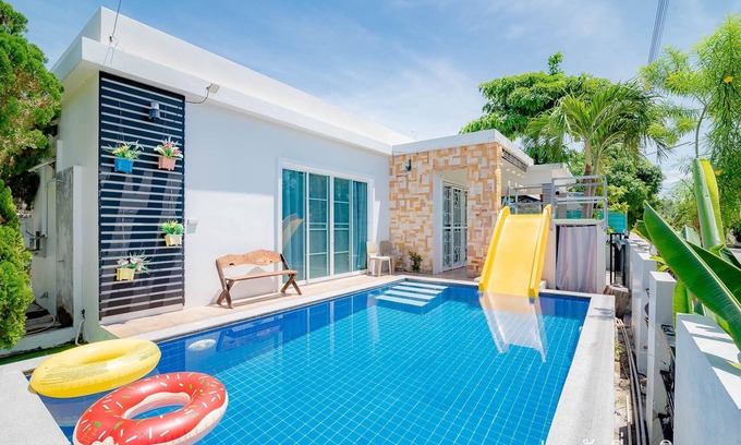 Bo Fai Villa | Charming Private Pool Villa Near Hua-Hin Beach