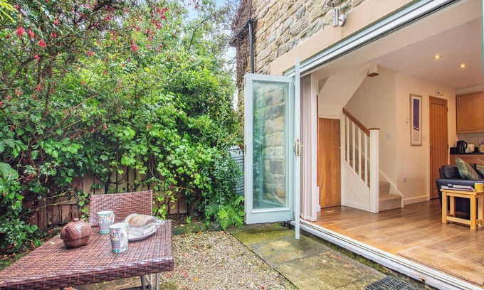 Cloughton Cottage | Cozy 1 Bedroom Retreat in Cloughton, Near Scarborough