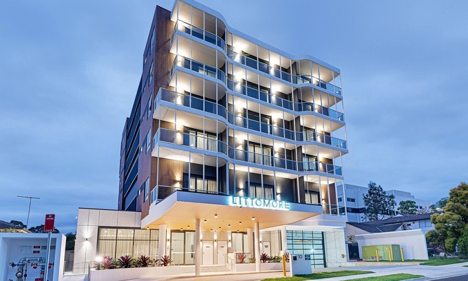 Kingswood Apartment | Top-Rated Littomore Suites Kingswood with Family Amenities