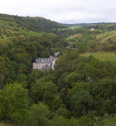 Litton Mill Apartment | Charming Litton Mill Apartment - 4 Star, Family-Friendly Stay