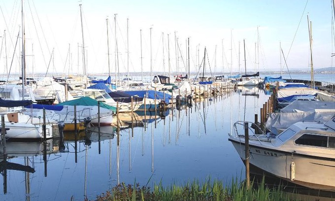 Chez-le-Bart Apartment | Guest Rated: Littoral Lac - A Perfect Lakeside Retreat