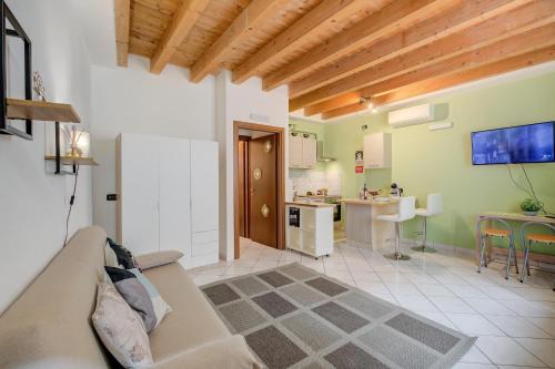 Gavardo Apartment | Discover Liu House - Family and Pet-Friendly Retreat
