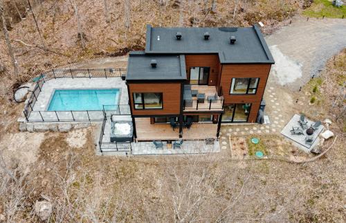 La Conception Ski Chalet | Discover LIV Tremblant: Mountain Retreat Near Skiing