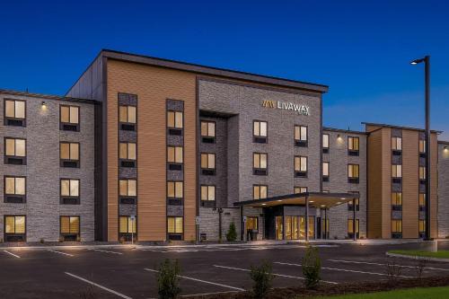 Smyrna Hotel | LivAway Suites Nashville-Smyrna