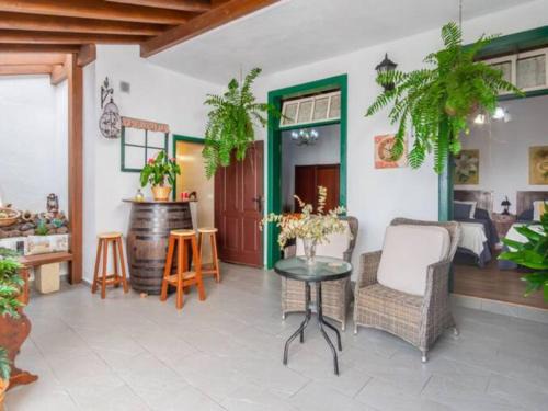 Arico el Nuevo House | Relax at Live Arico Casa Abuela with Oceanfront Views