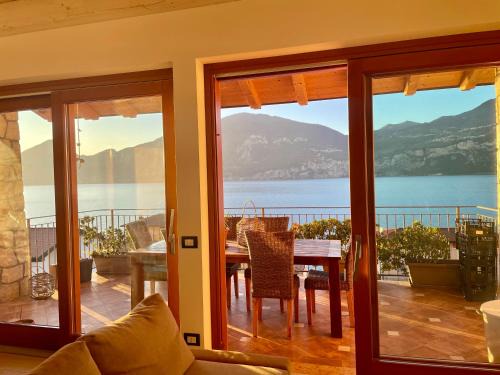 Magugnago Apartment | Experience Lake Garda: Your Deluxe Getaway Awaits