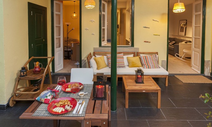 Sao Jorge de Arroios Apartment | Experience Arroios: Cozy Retreat with Spa and Pet-Friendly Stays