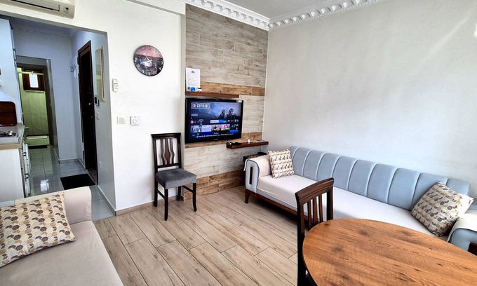 Cihangir Apartment | Experience Local Culture in Vibrant Cihangir's Heart