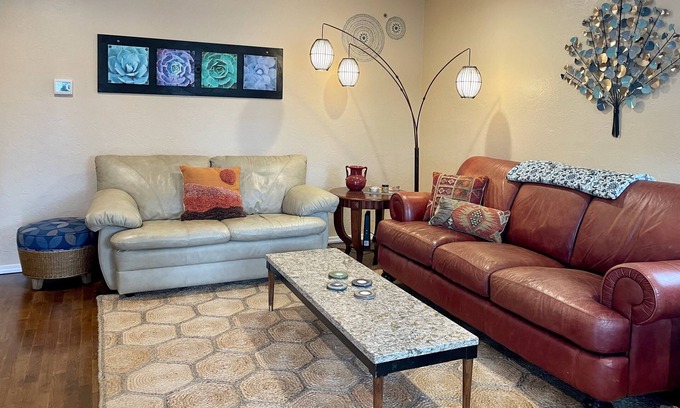 Orchard District House | Live+Play+Work in Midtown Bend - Pet-Friendly!