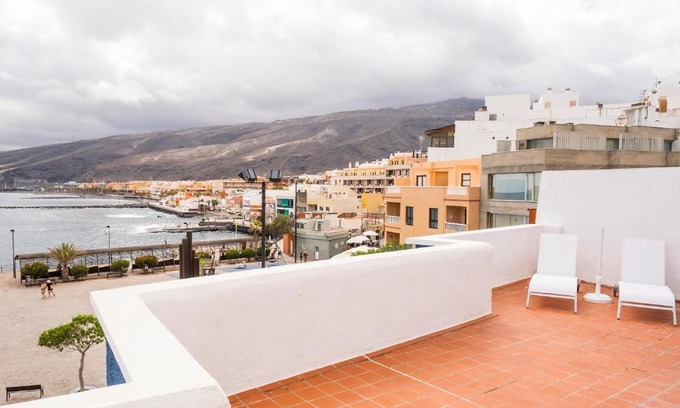 Puerto de Guimar House | Oceanfront Getaway at Live Puertito Casa Azul