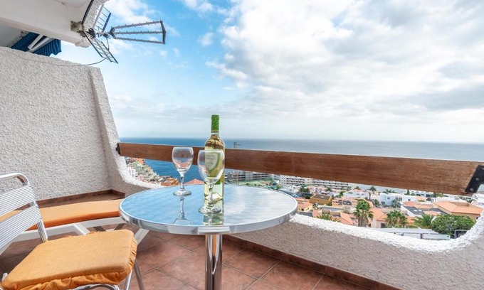 Tabaiba Apartment | Oceanfront Retreat at Live Tabaiba Oceanía for Families