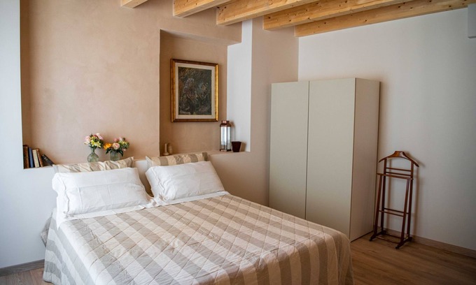 Salo Apartment | Cozy Lives Hotel: Family & Pet-Friendly Retreat Awaits
