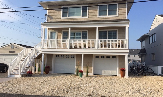 Lavallette House | Relax and Renew at Lavallette Top Floor Rental