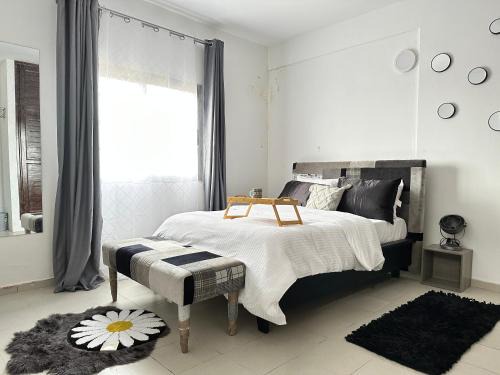 Angre Apartment | Living 1Bed -Spacious fully equipped - Lively Area