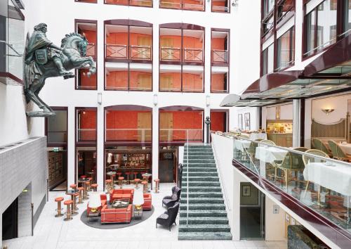 Mitte Hotel | Relaxing Stay at Living Hotel Großer Kurfürst - Spa & Dining