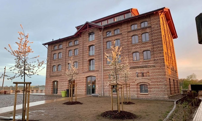 Dassow Apartment | Historic Dassow Granary: Oceanfront Apartment Dinkel Awaits