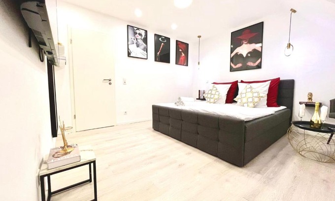 Hardtwaldsiedlung Bed & Breakfast | Comfortable Stays at Living Solution 24 Karlsruhe