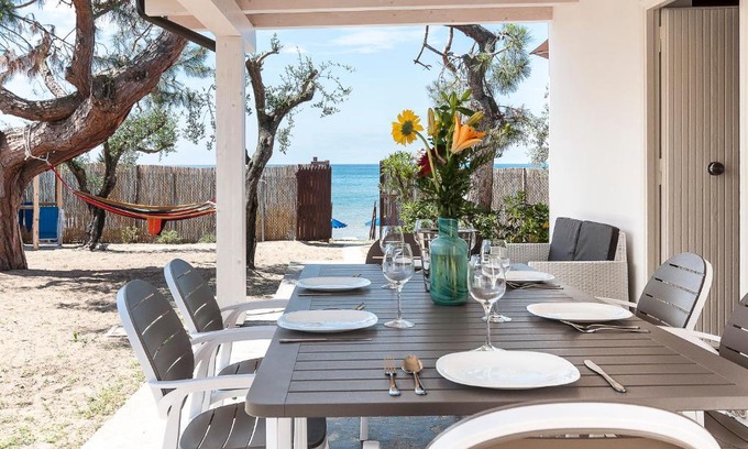 Sperlonga House | Oceanfront Living Sperlonga: 4-Star Family Getaway