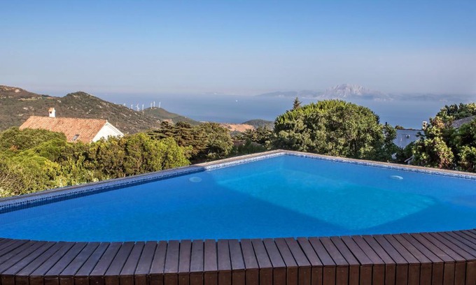 El Cuarton Villa | Pet-Friendly Oasis: Livingtarifa - Casa Los Helechos