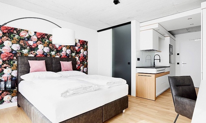 Berg Apartment | Cozy Livisit Bergapartment with Kitchenette & Pool Access