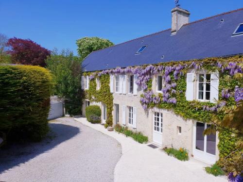 Saint-Come-de-Fresne House | Experience Liz'A Logis de Charme - Guest Rated 9.7/10