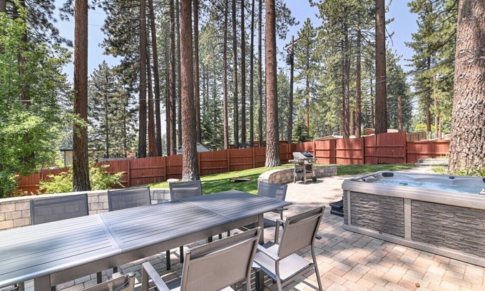 Lower Kingsbury House | Discover The Juniper Cabin: Family-Friendly Retreat in Stateline