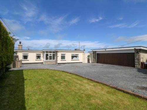 Bodorgan House | Llain Delyn