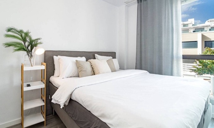 New Golden Mile Apartment | Modern Flat with Breathtaking Views and Amazing Amenities