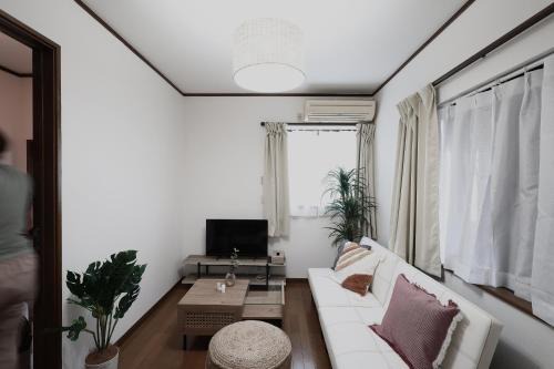 Chuo Ward Villa | Convenient 7-Min Walk to JR Kobe Station - Pet Friendly Home