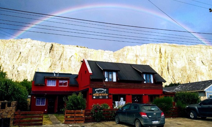 El Chalten House | Top-Rated Lo de Guille with Breakfast & Kitchen Amenities