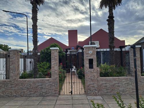 Dolores House | Family-Friendly Lo de Mijo Near Termal Park Dolores