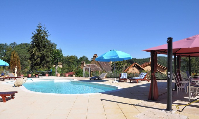 Saint-Andre-dAllas Bed & Breakfast | Discover Lo Gorissado - La Ferme du Glandier Retreat